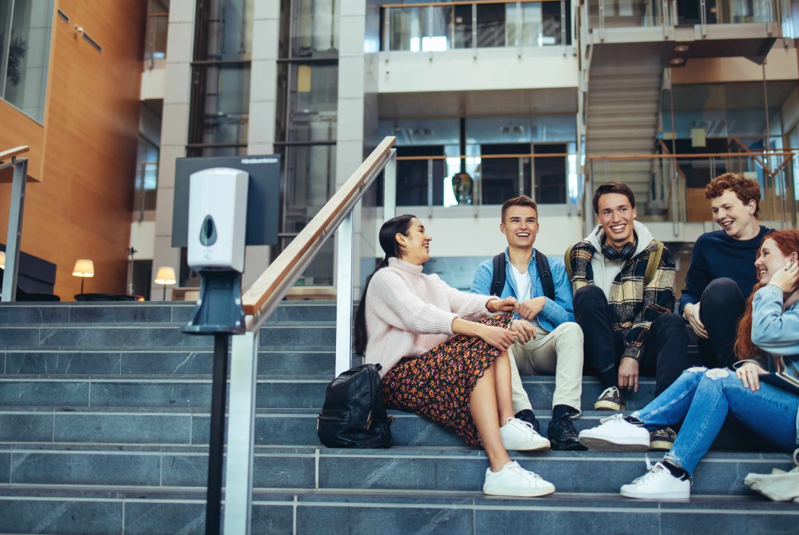 AdobeStock_446601085-min