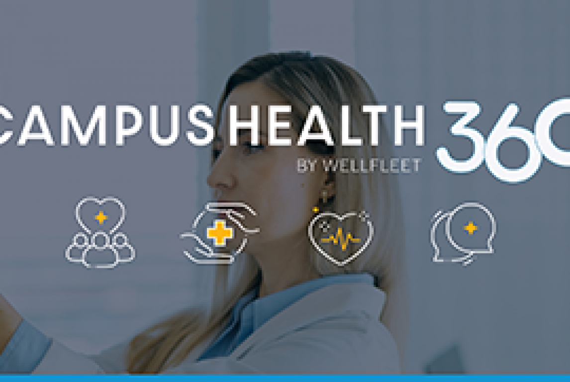 patient getting immunization