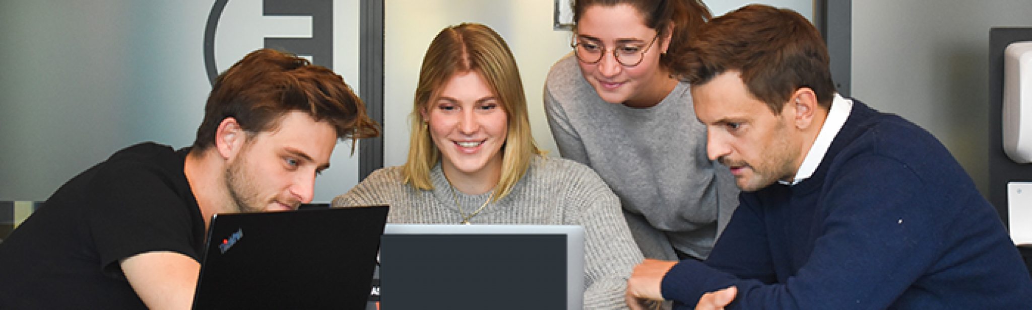 cherrydeck-UpsEF48wAgk-unsplash_resize-2